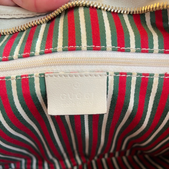 🌺 AUTH Gucci Monogram Crossbody Bag 🌺 BEAUTIFUL - Picture 13 of 16